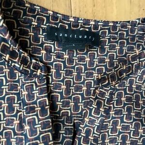 Sanctuary Chain Link Patterned Top in Black and Brown